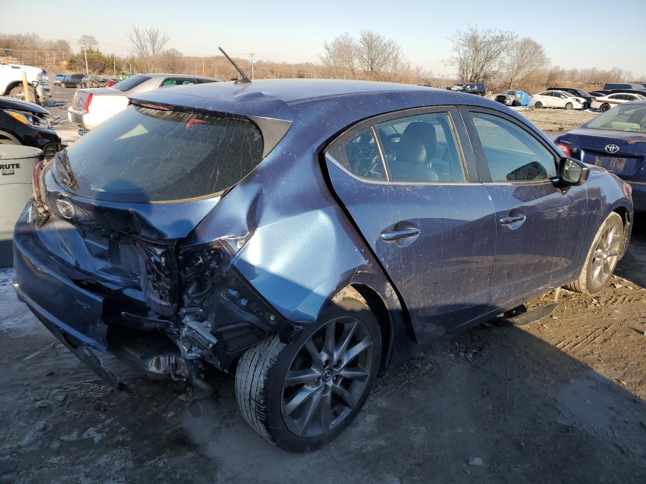 2018 Mazda 3 - Image 3