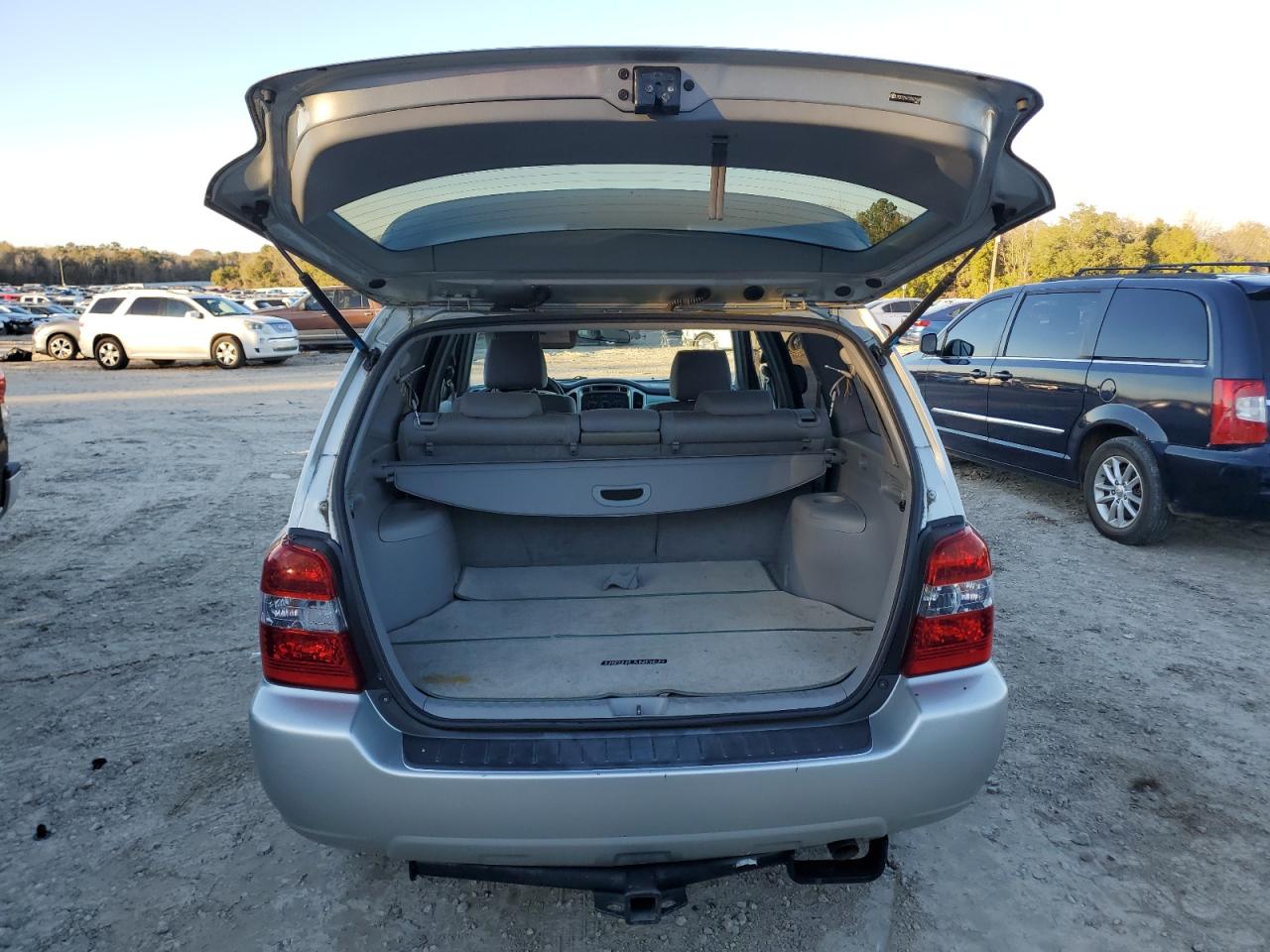 2005 Toyota Highlander - Image 6
