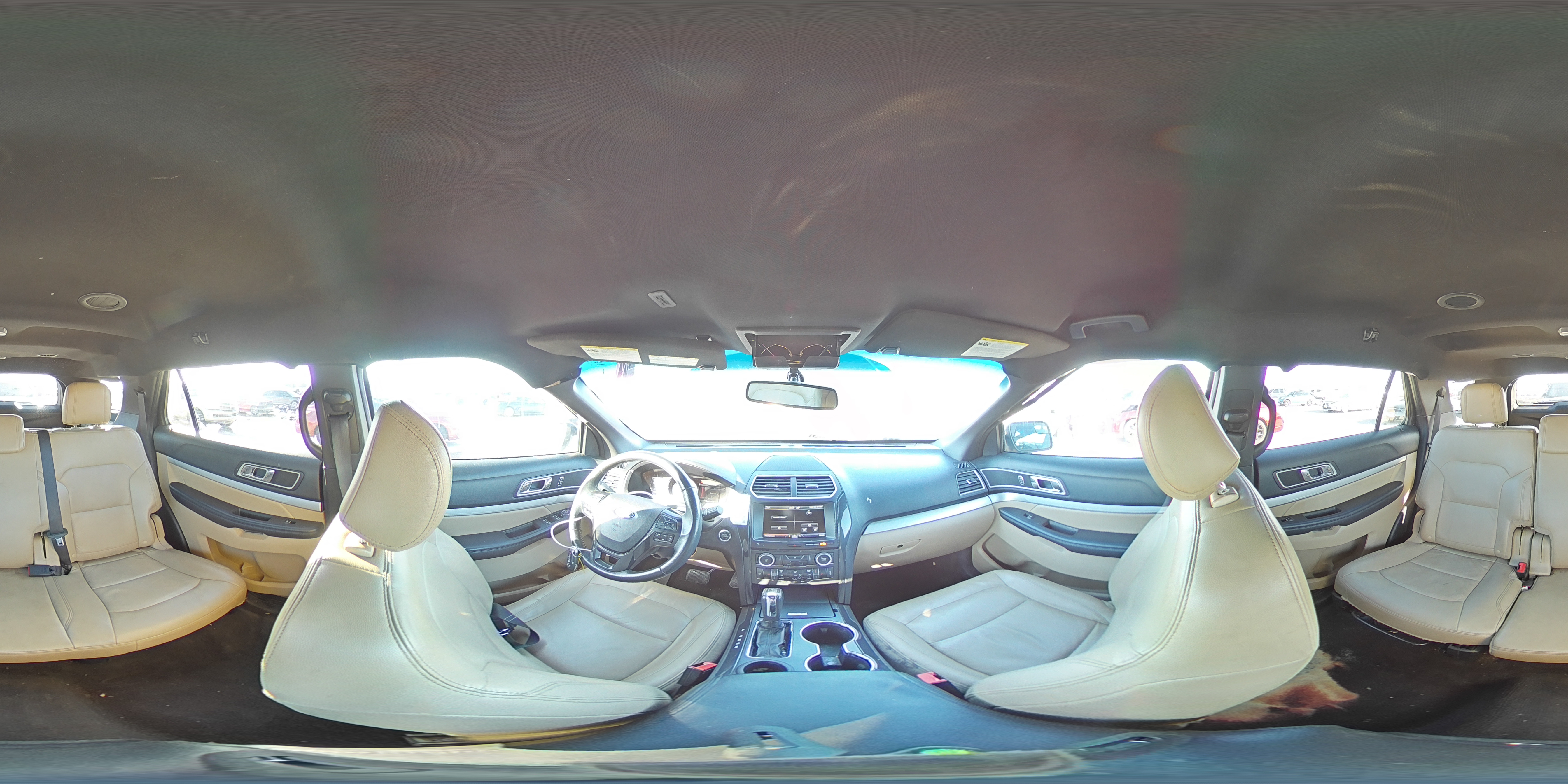 2016 Ford Explorer - Image 15