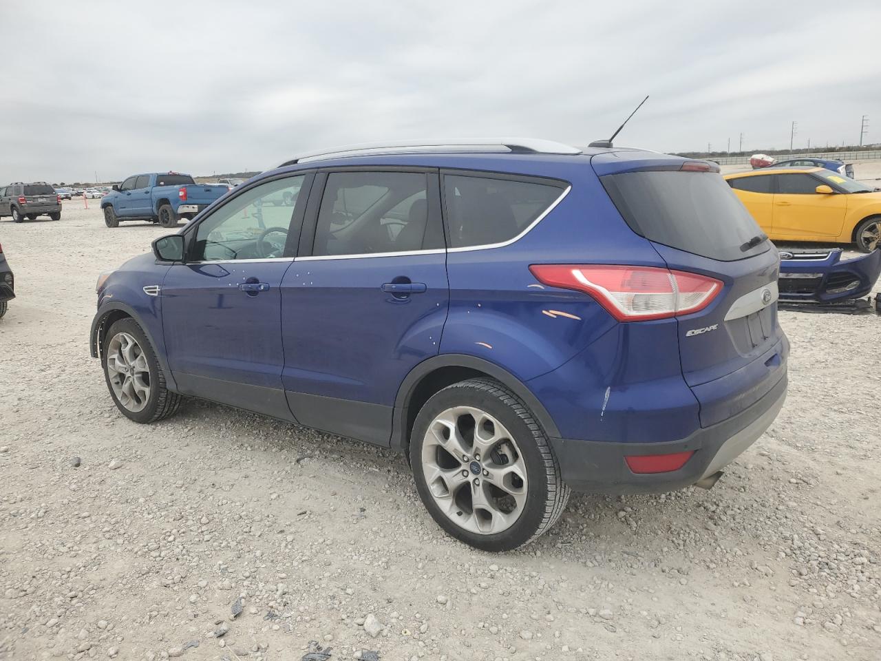 2015 Ford Escape - Image 2