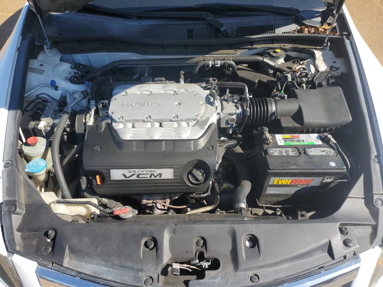 2012 Honda Accord - Image 12