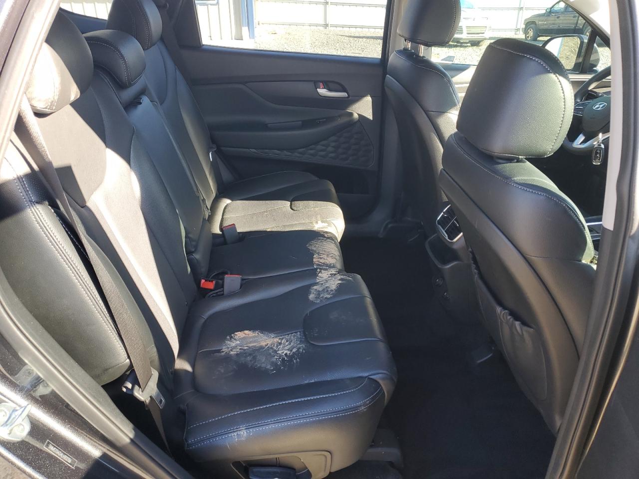 2020 Hyundai Santa Fe - Image 10