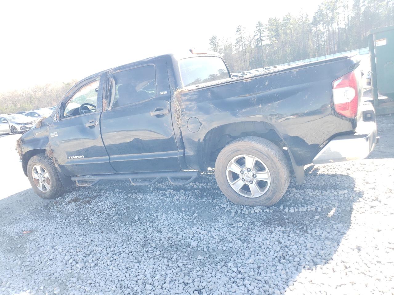 2017 Toyota Tundra - Image 2