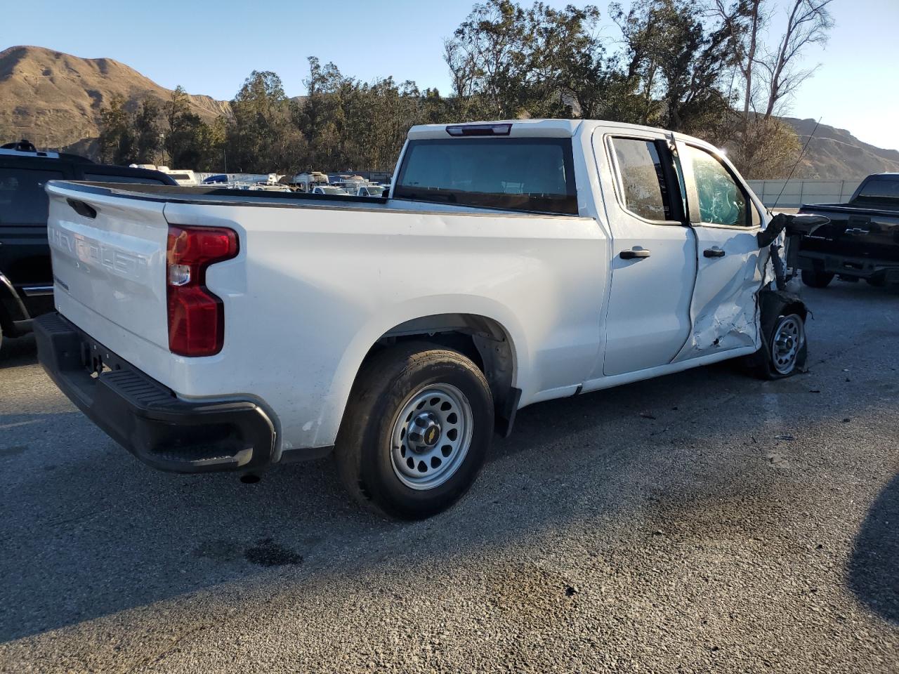 2019 Chevrolet Silverado - Image 3