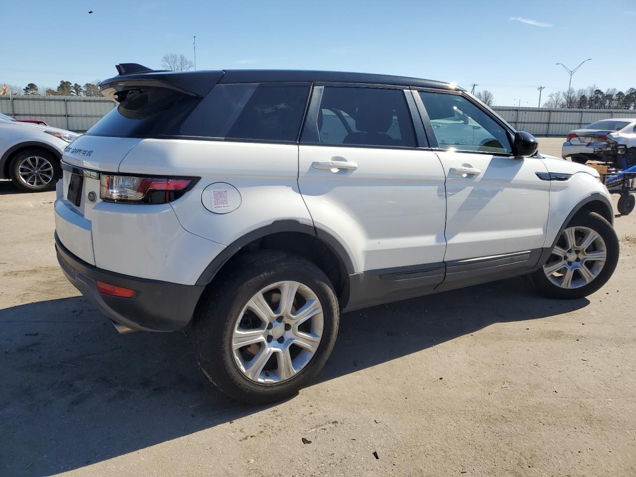 2018 Land Rover Range Rover - Image 3