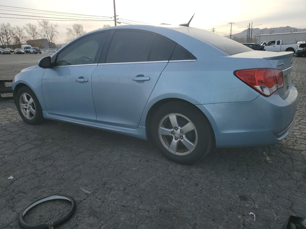 2012 Chevrolet Cruze - Image 2