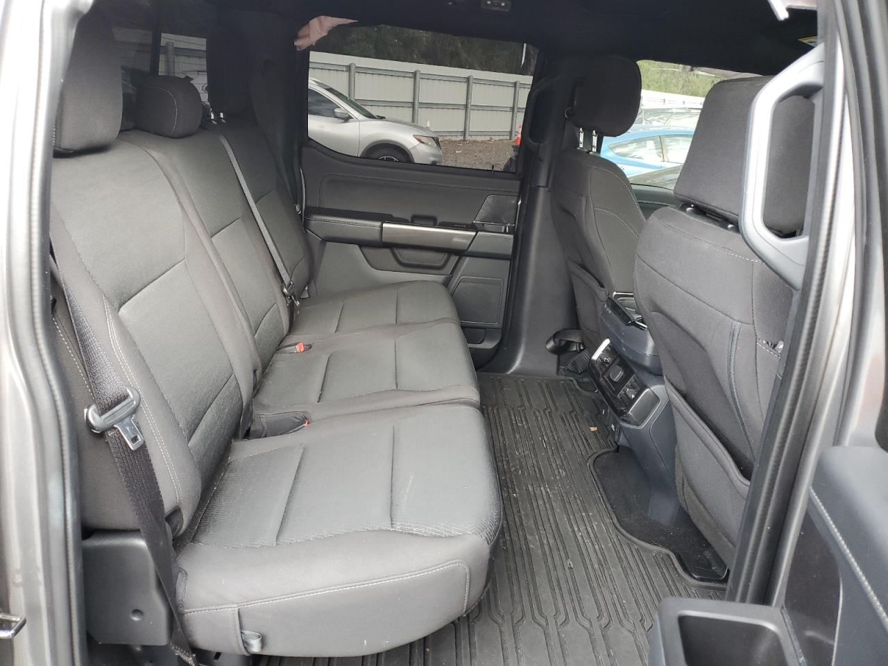 2023 Ford F-150 - Image 11