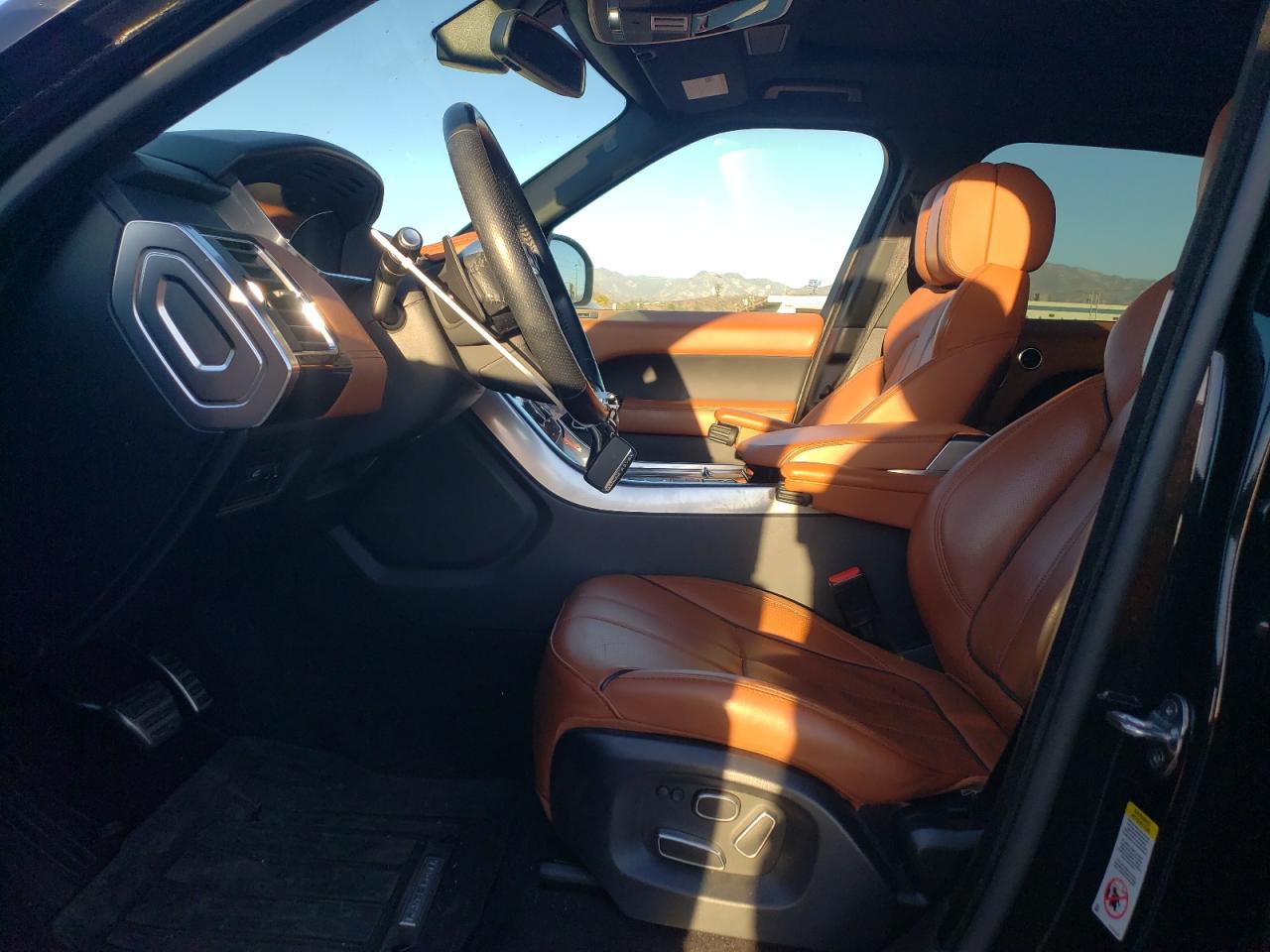 2014 Land Rover Range Rover - Image 7