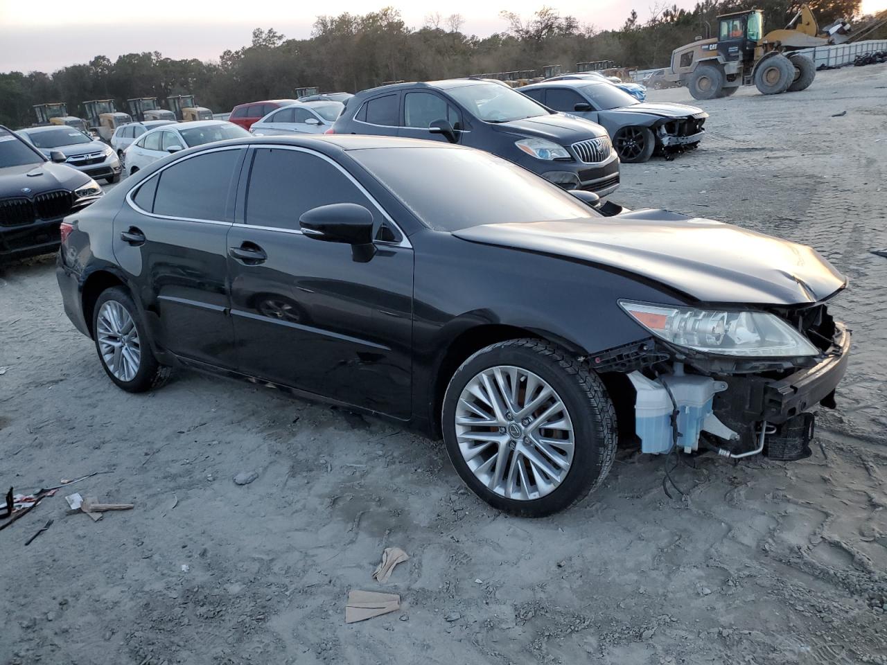 2013 Lexus ES - Image 4