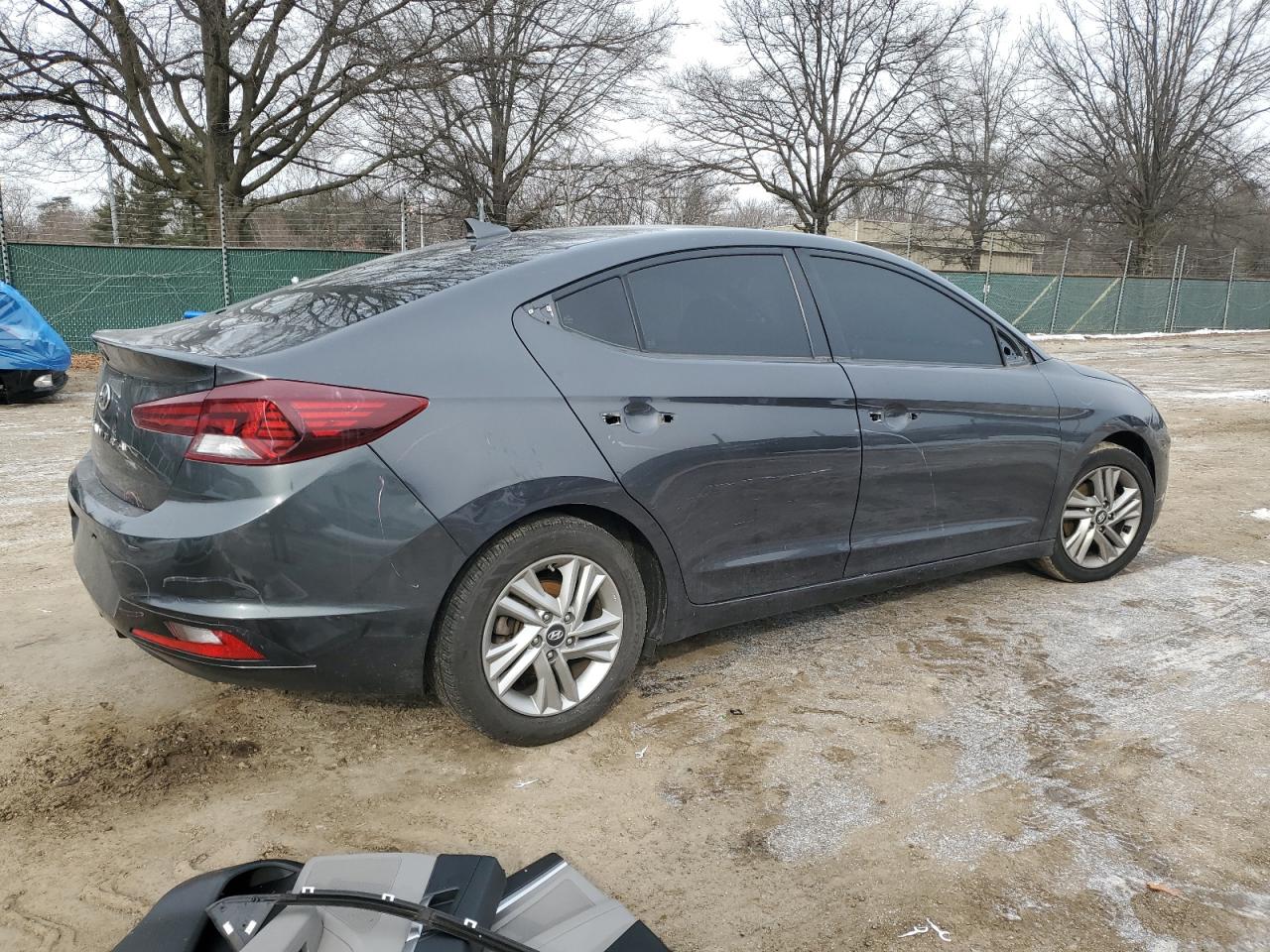 2020 Hyundai Elantra - Image 3
