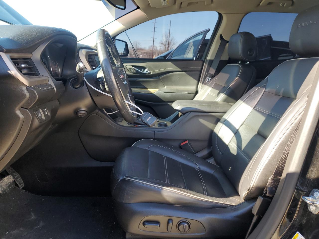 2019 GMC Acadia - Image 7
