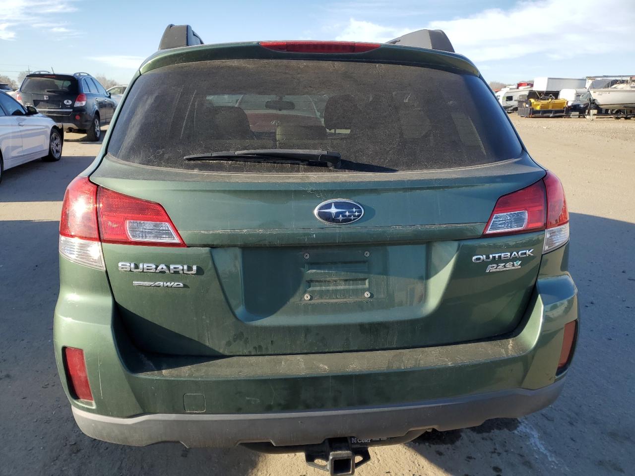 2010 Subaru Outback - Image 6