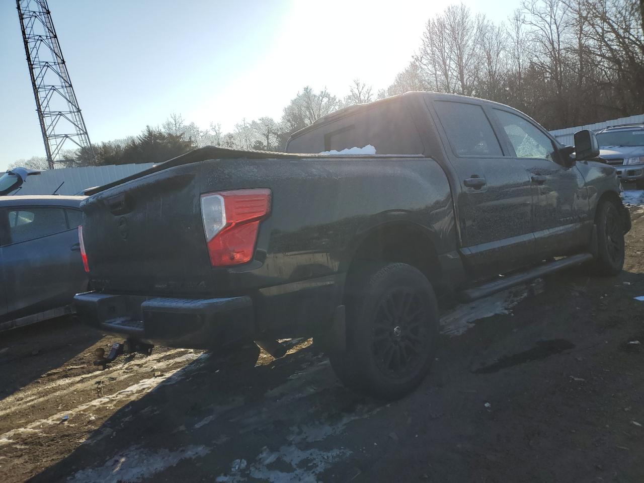 1N6AA1E55JN546788 NISSAN TITAN 2018