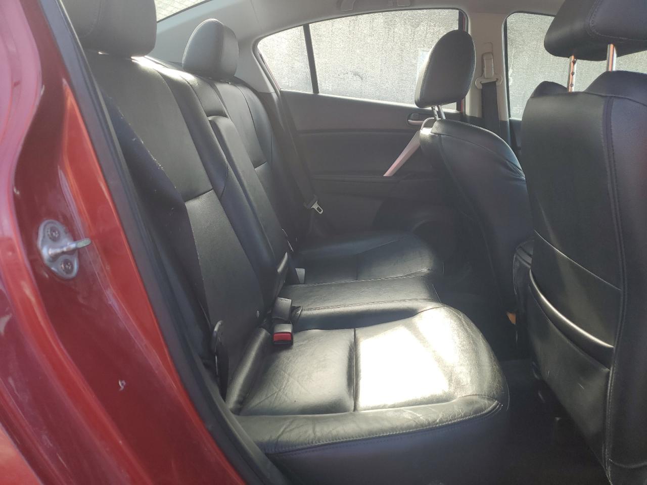 2010 Mazda 3 - Image 10