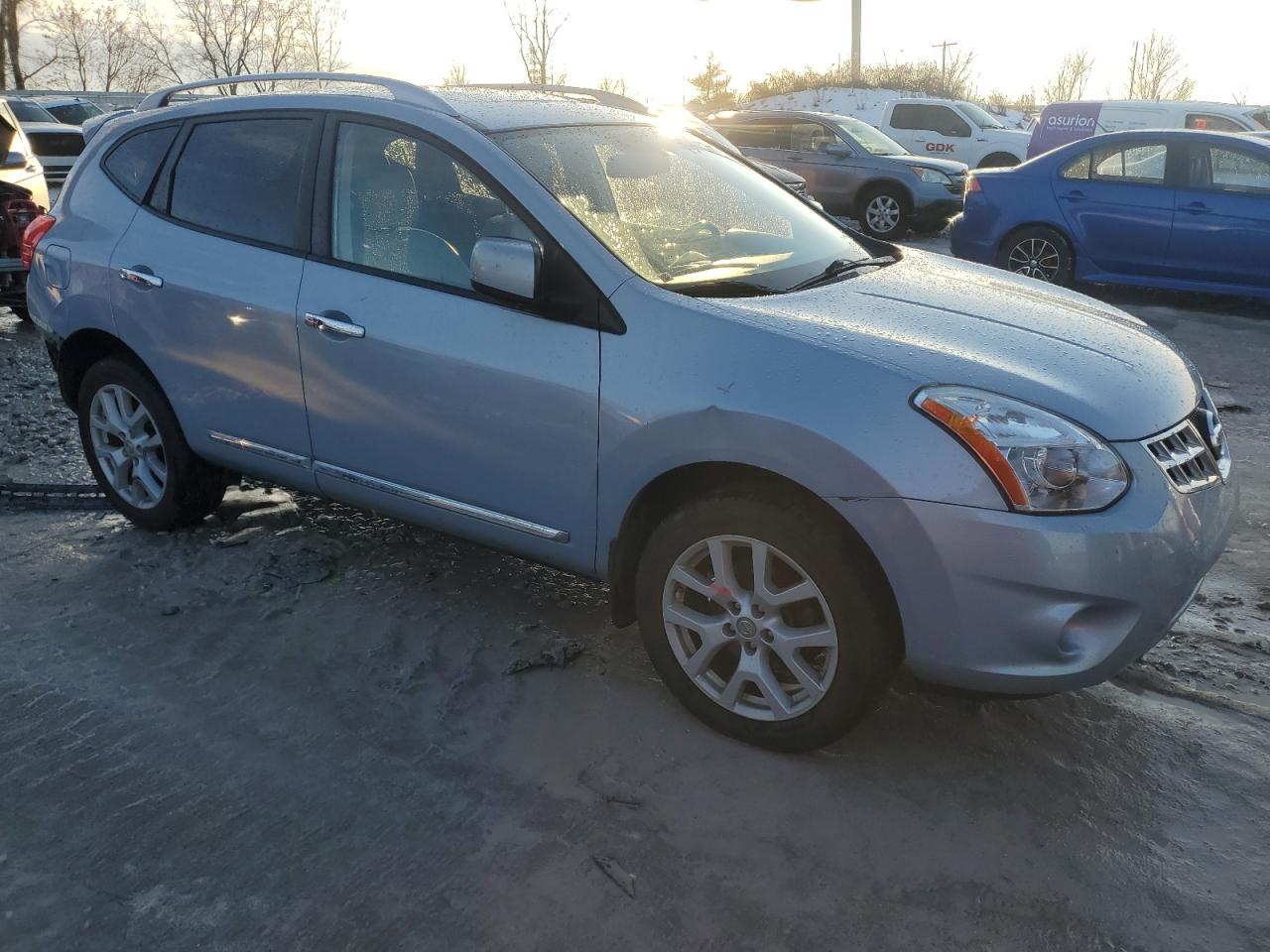 2011 Nissan Rogue - Image 4