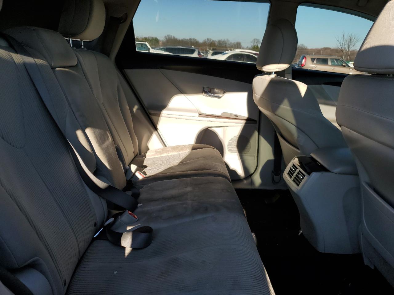 2011 Toyota Venza - Image 11