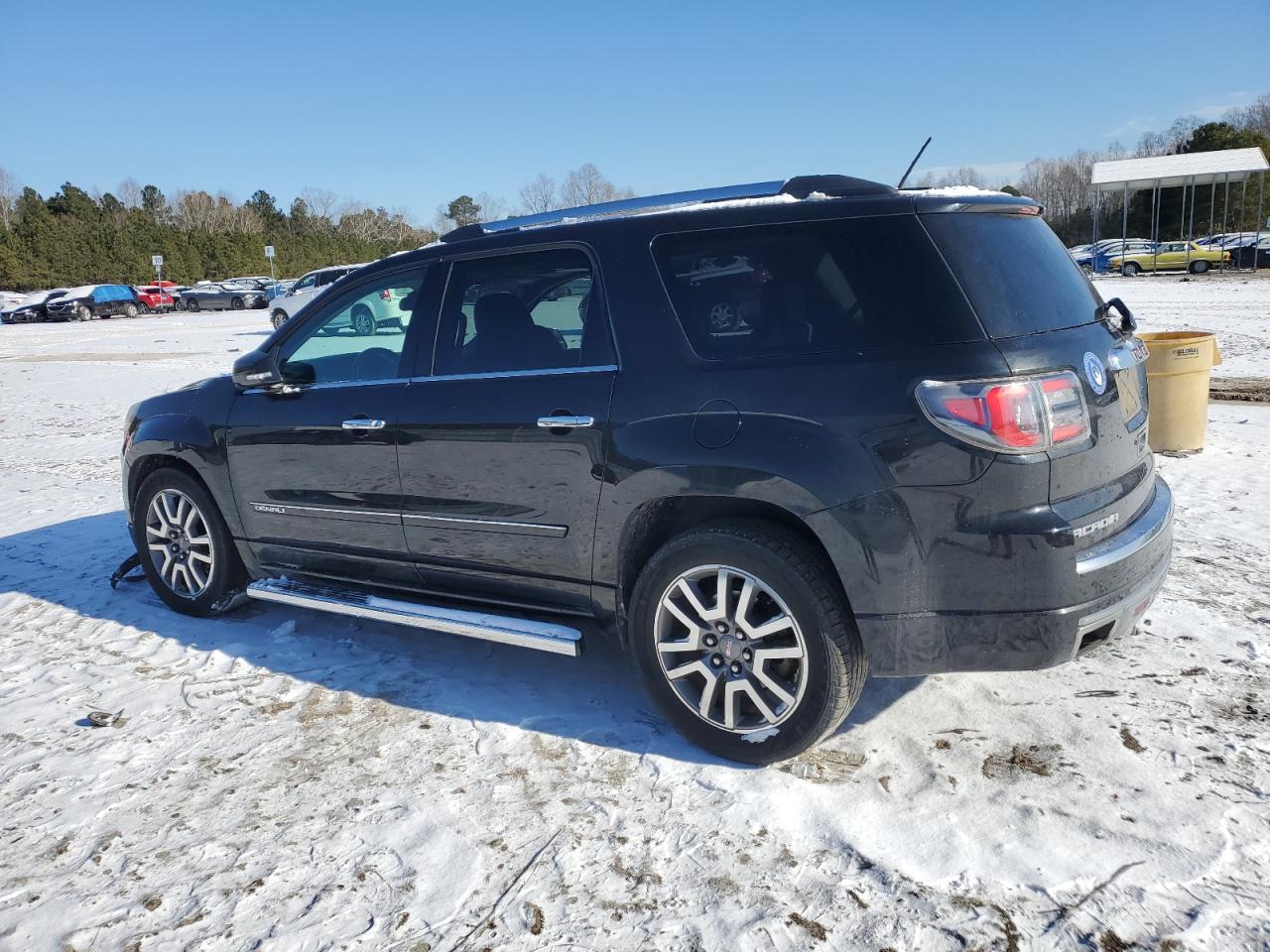 2014 GMC Acadia - Image 2