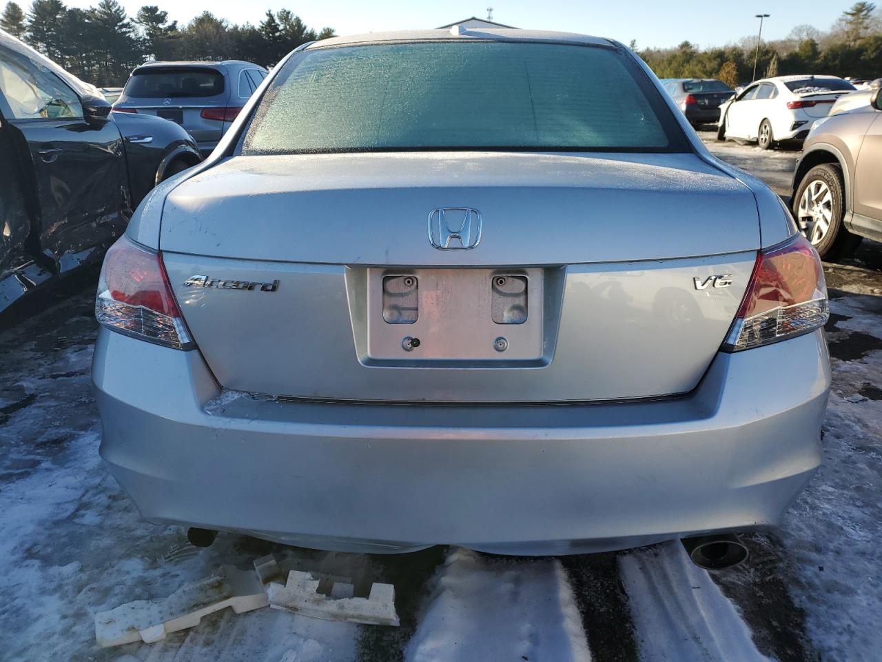 2009 Honda Accord - Image 6
