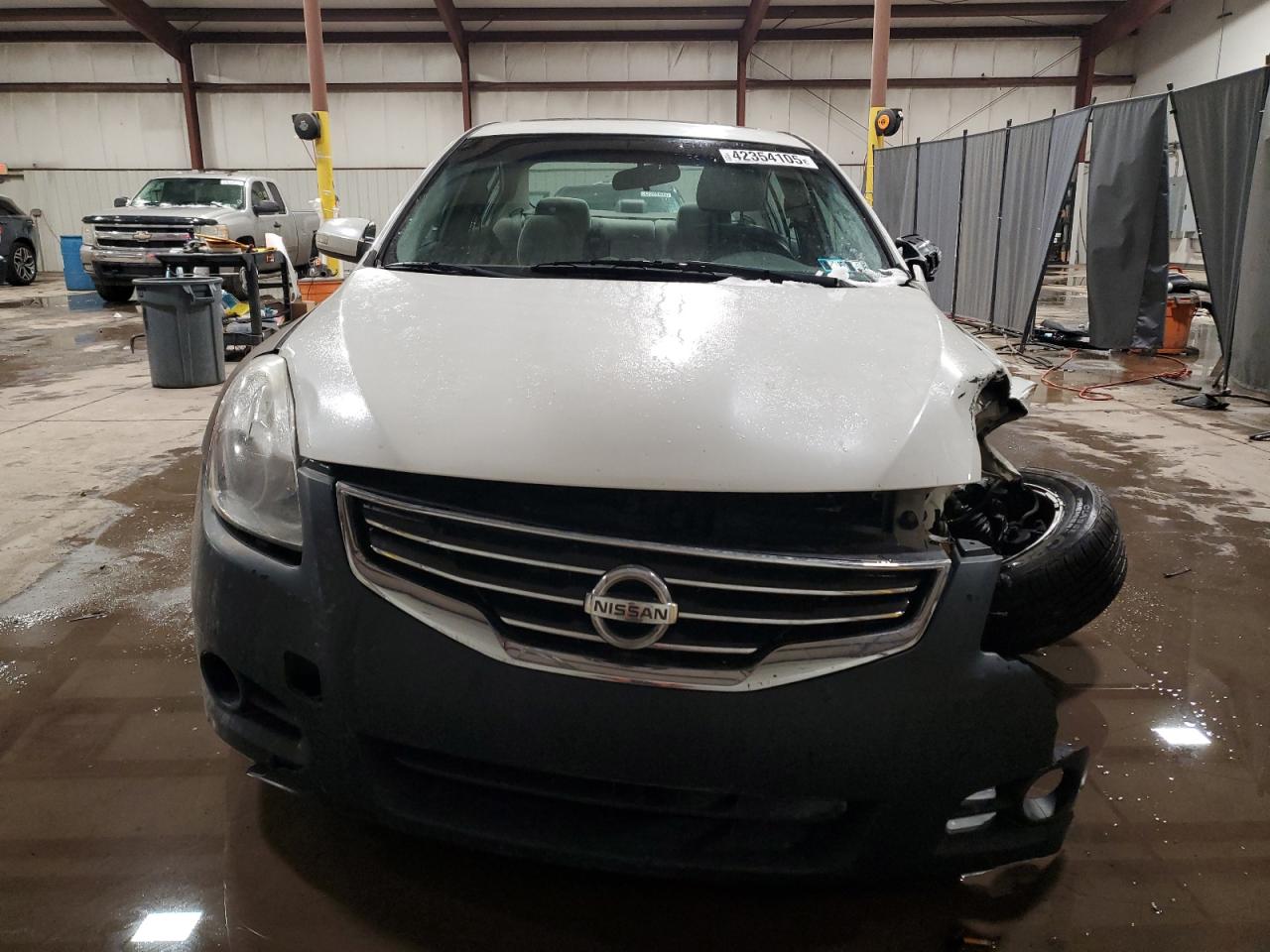 2010 Nissan Altima - Image 5