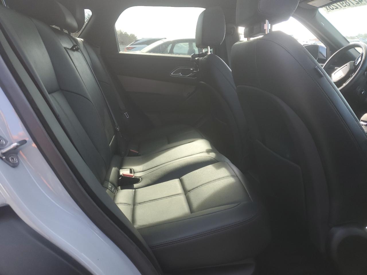 2024 Land Rover Range Rover - Image 12