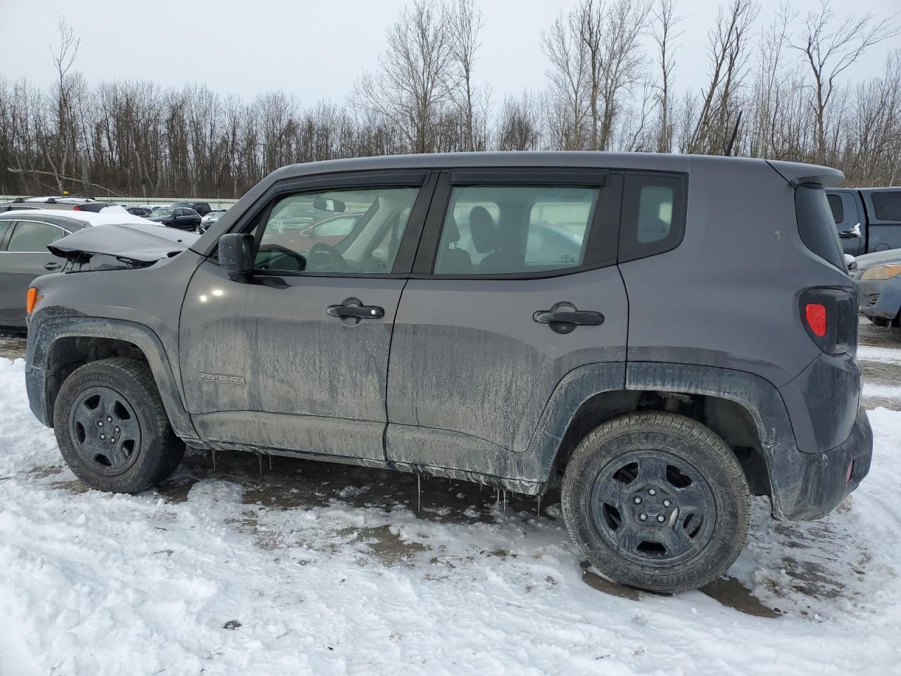2018 Jeep Renegade - Image 2