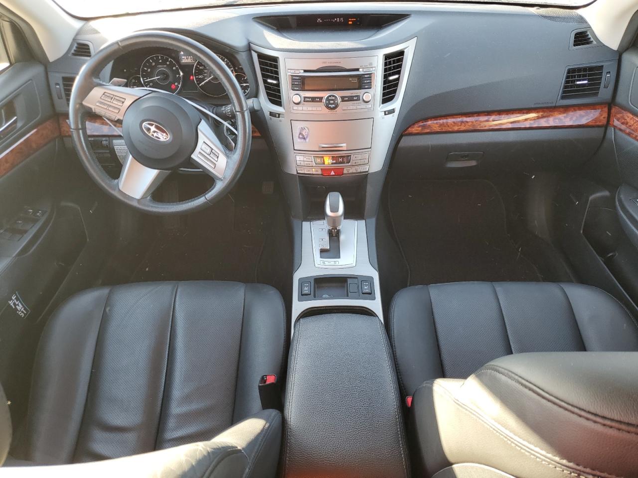 2011 Subaru Outback - Image 8