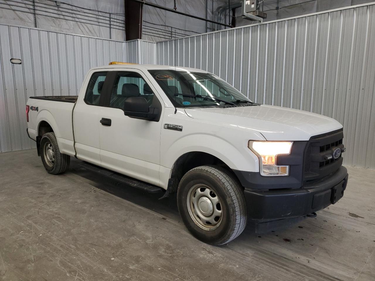 2017 Ford F-150 - Image 4