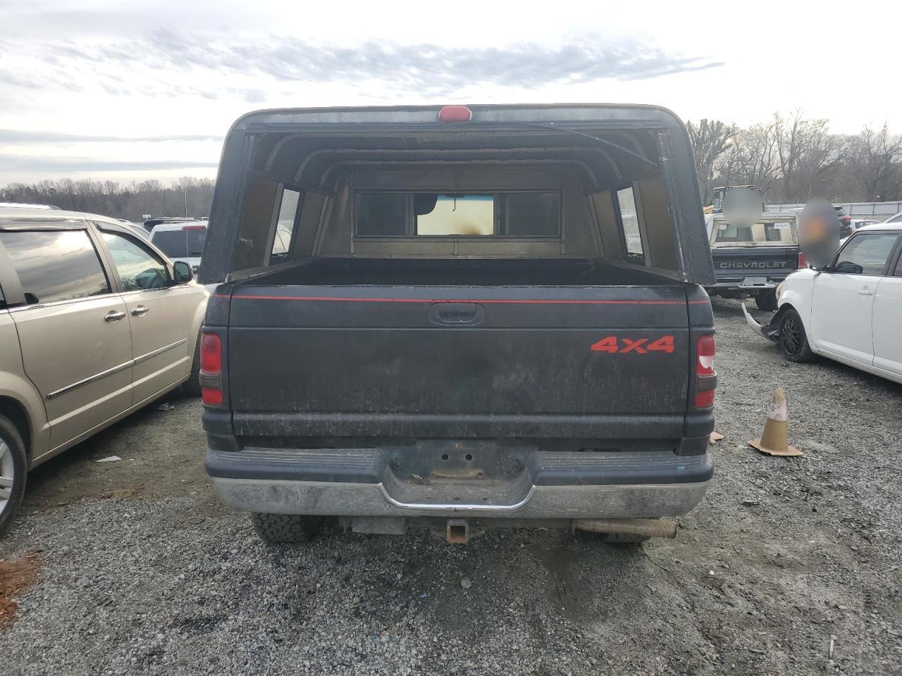 1994 Dodge RAM - Image 6