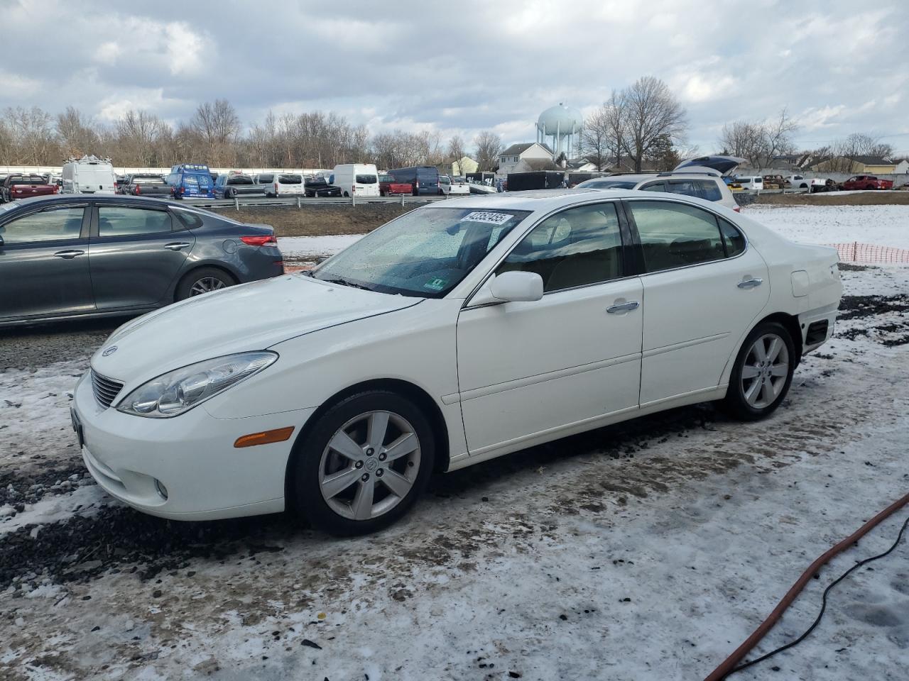 2005 Lexus ES - Image 1