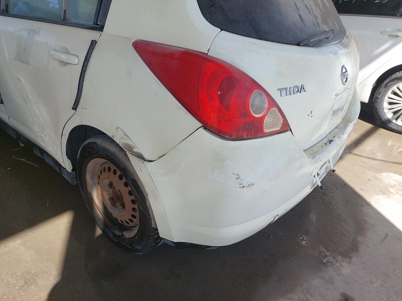JN1CC13C76T004105 - 2006 Nissan Tiida - #42064615
