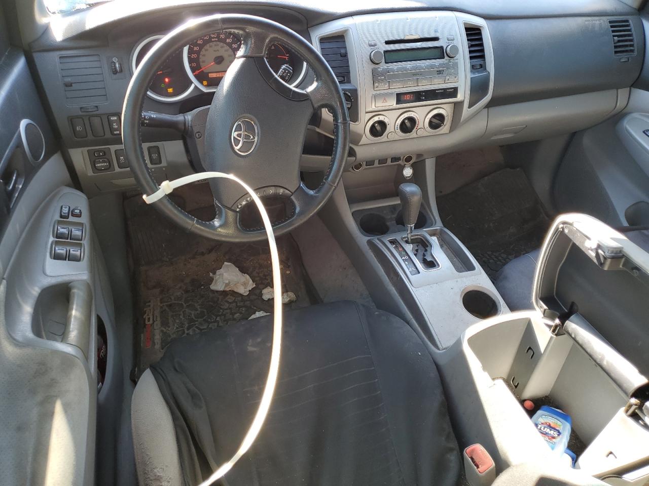 2010 Toyota Tacoma - Image 8