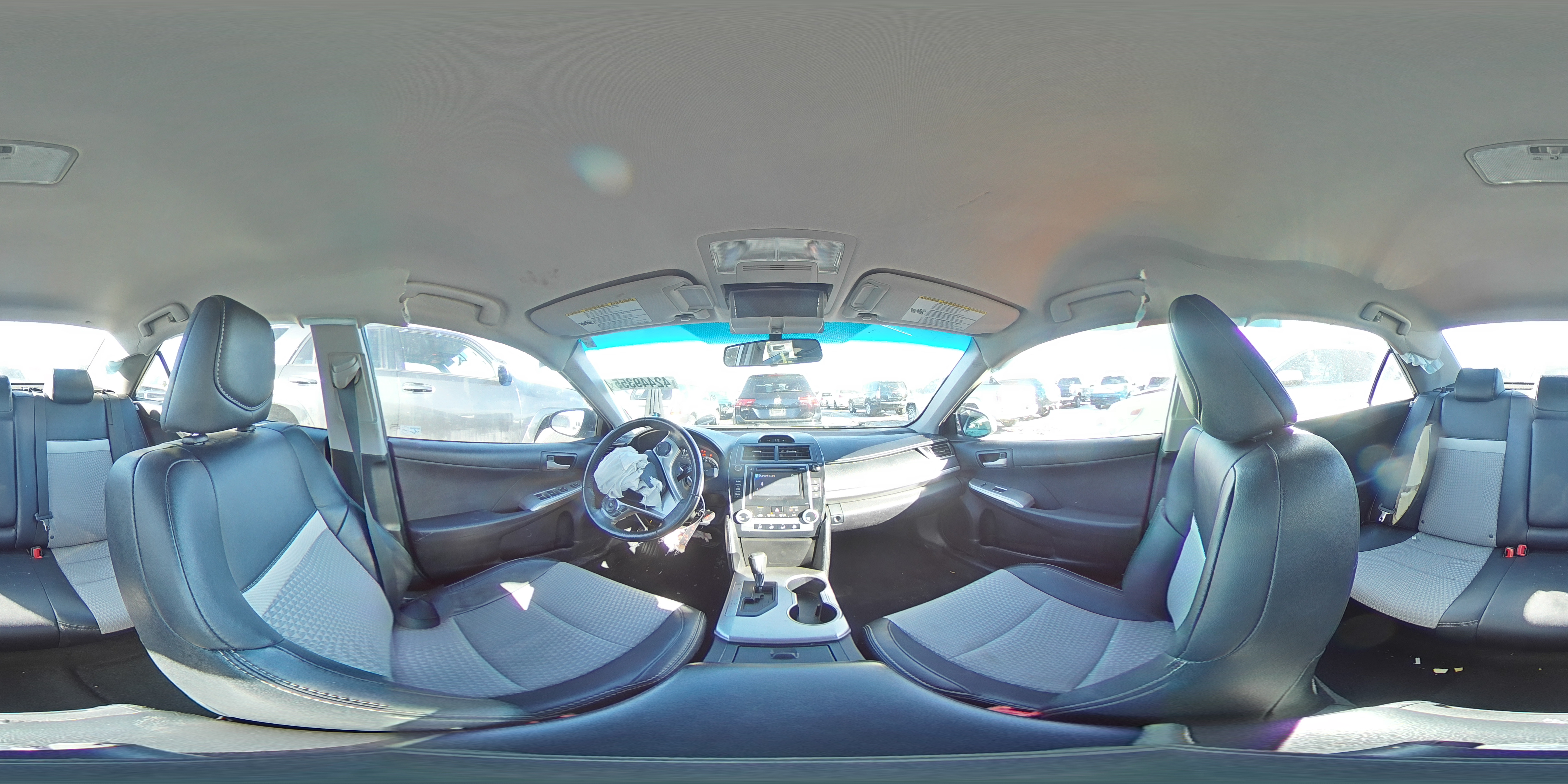 2012 Toyota Camry - Image 13
