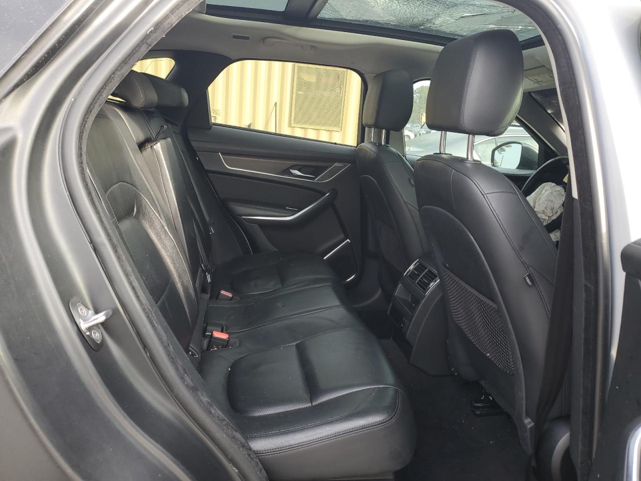 2021 Jaguar F-Pace - Image 11