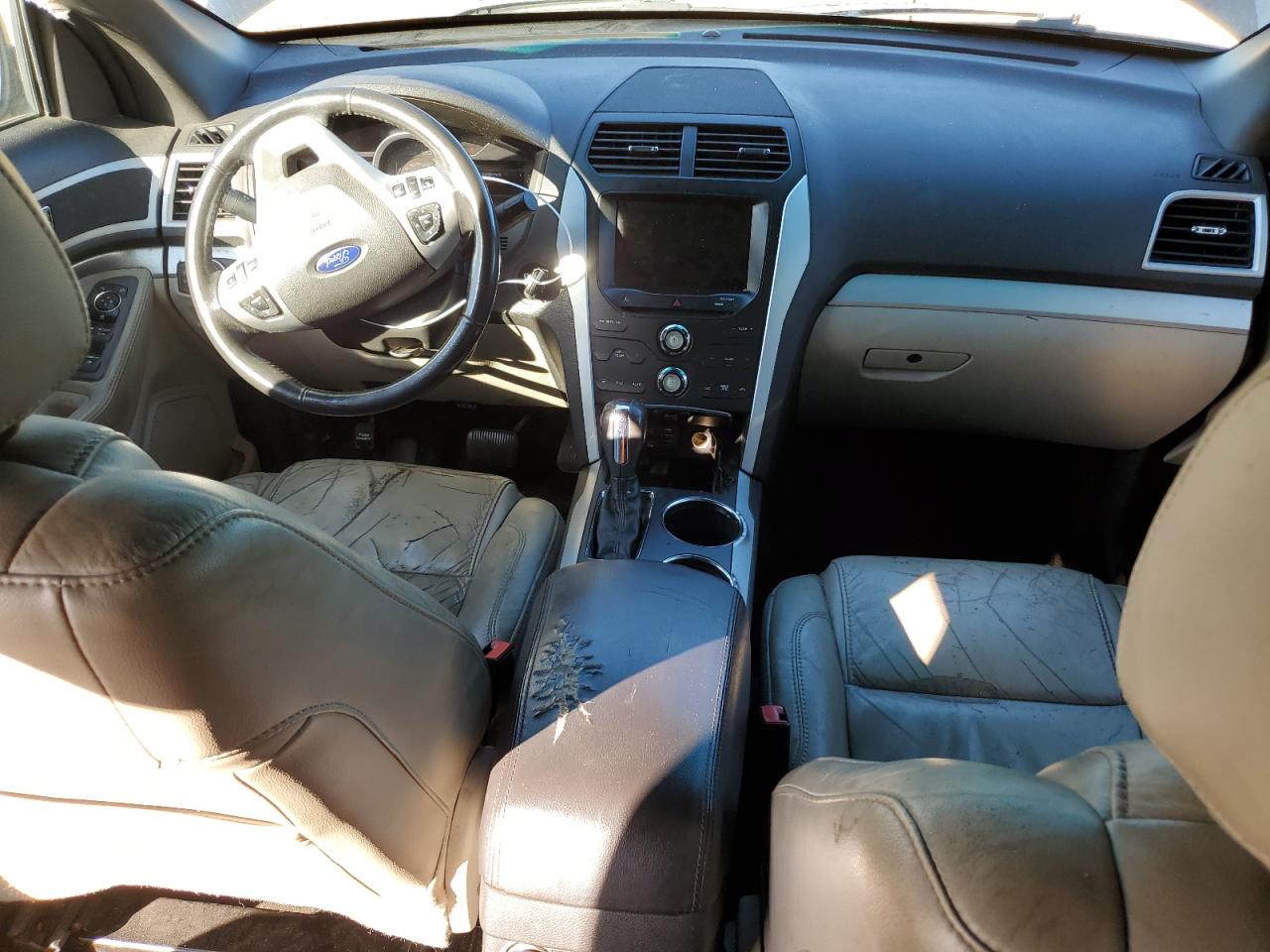 2014 Ford Explorer - Image 8