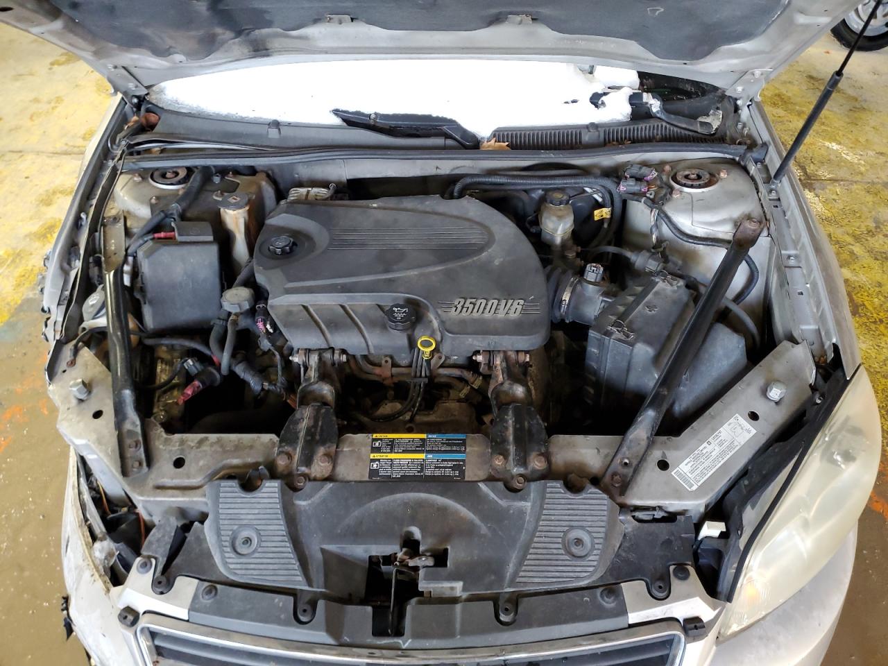 2006 Chevrolet Impala - Image 12