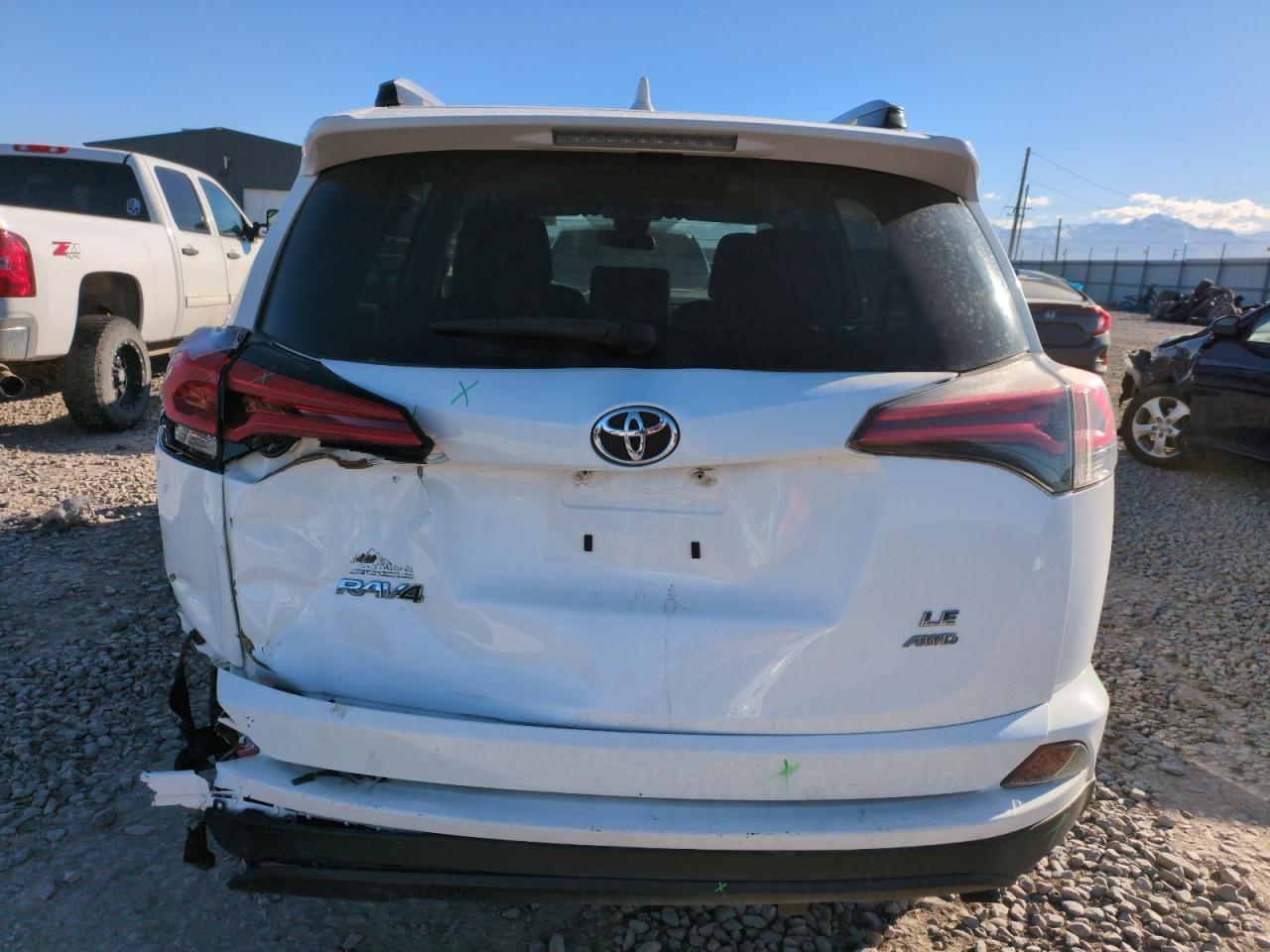 2017 Toyota RAV 4 - Image 6