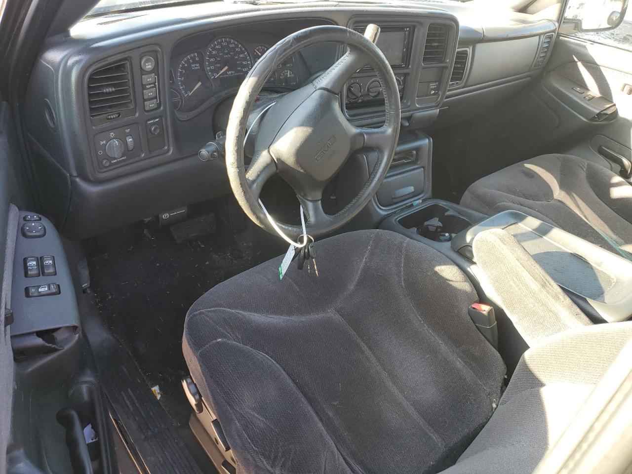 2002 GMC Sierra - Image 8