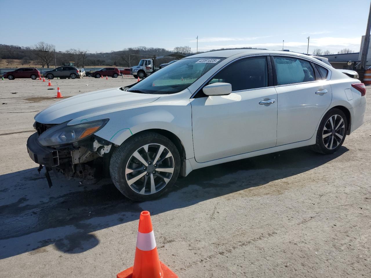 2017 Nissan Altima - Image 1