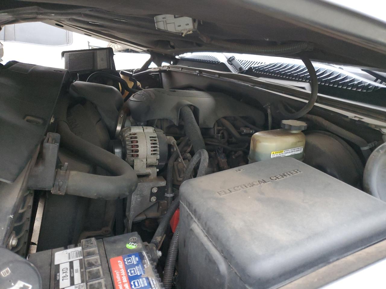 2002 Chevrolet Silverado - Image 12