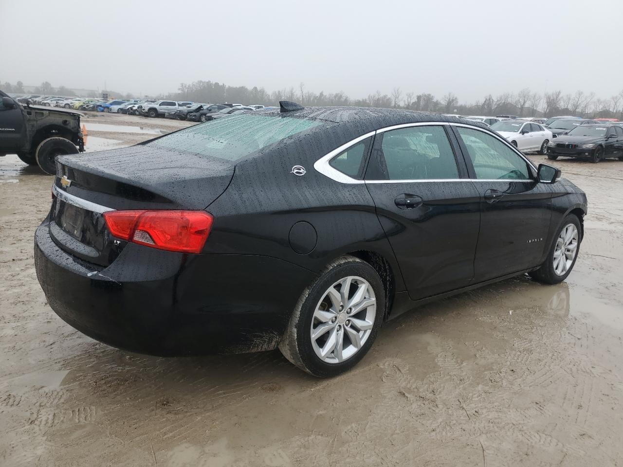 2018 Chevrolet Impala - Image 3