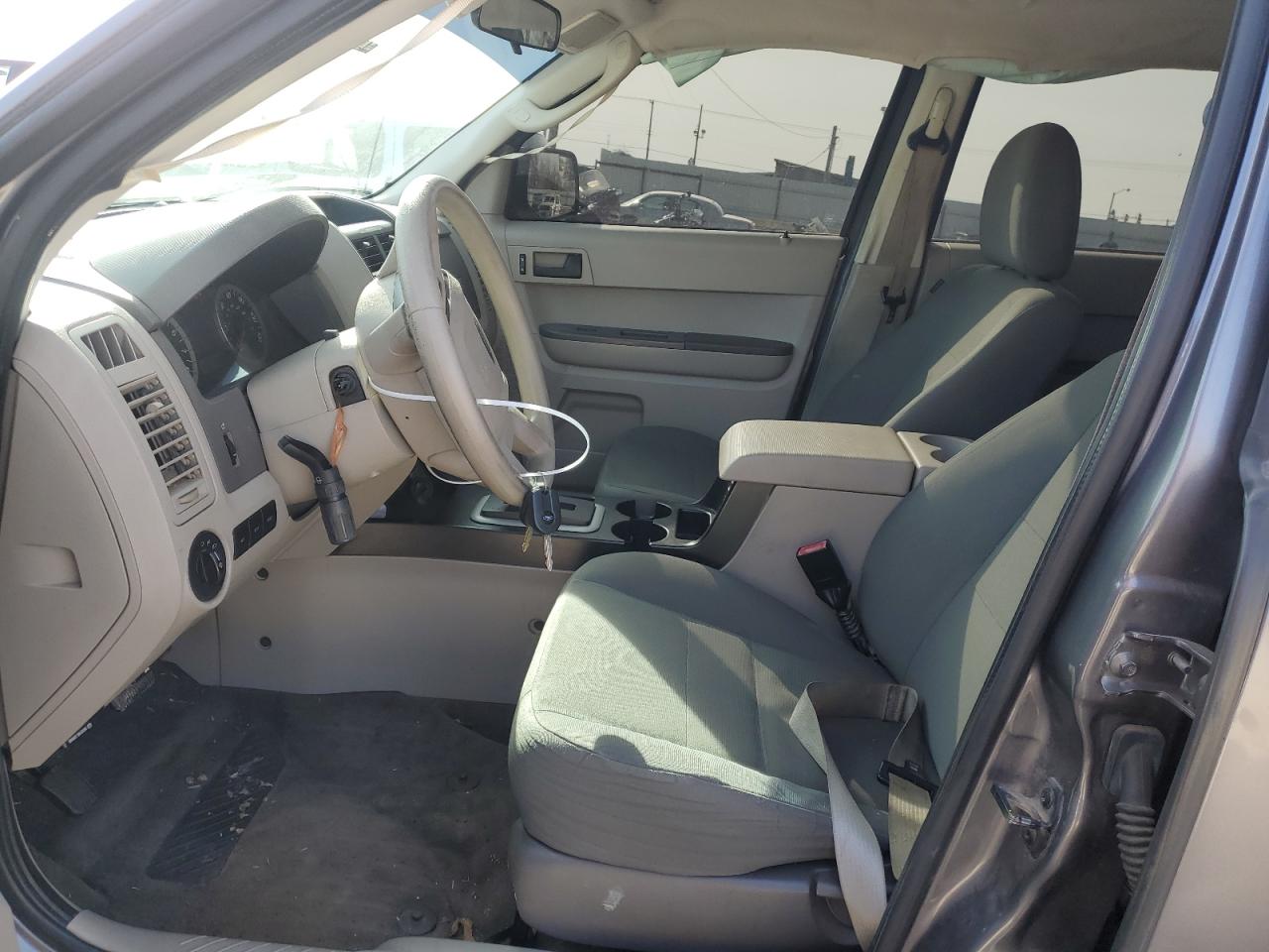 2011 Ford Escape - Image 7