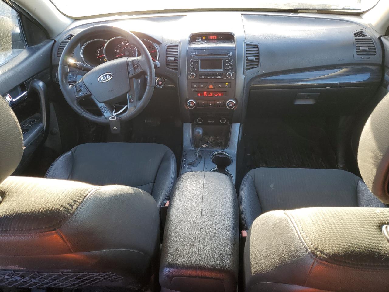 2011 Kia Sorento - Image 8