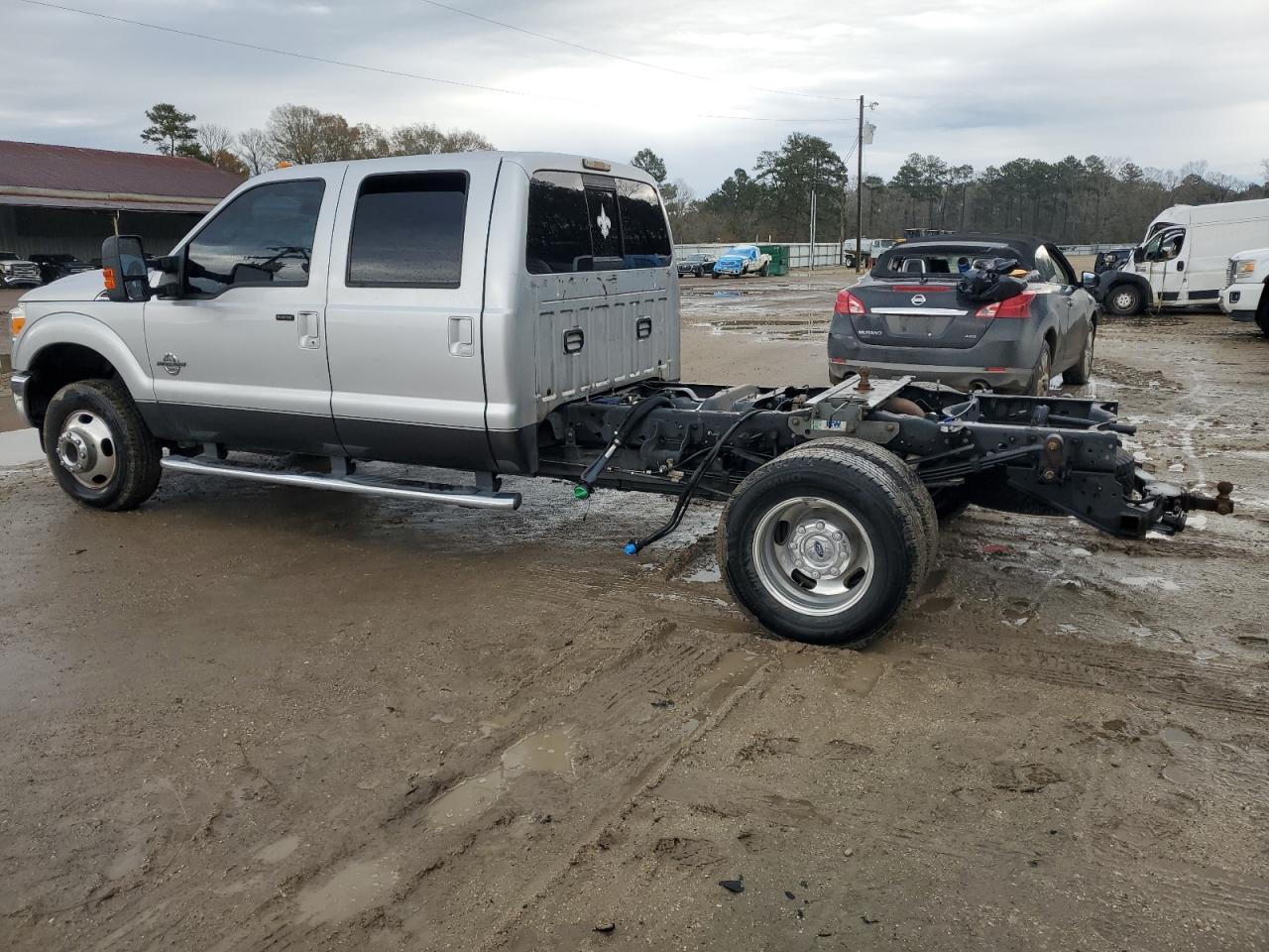 2016 Ford F350 - Image 2