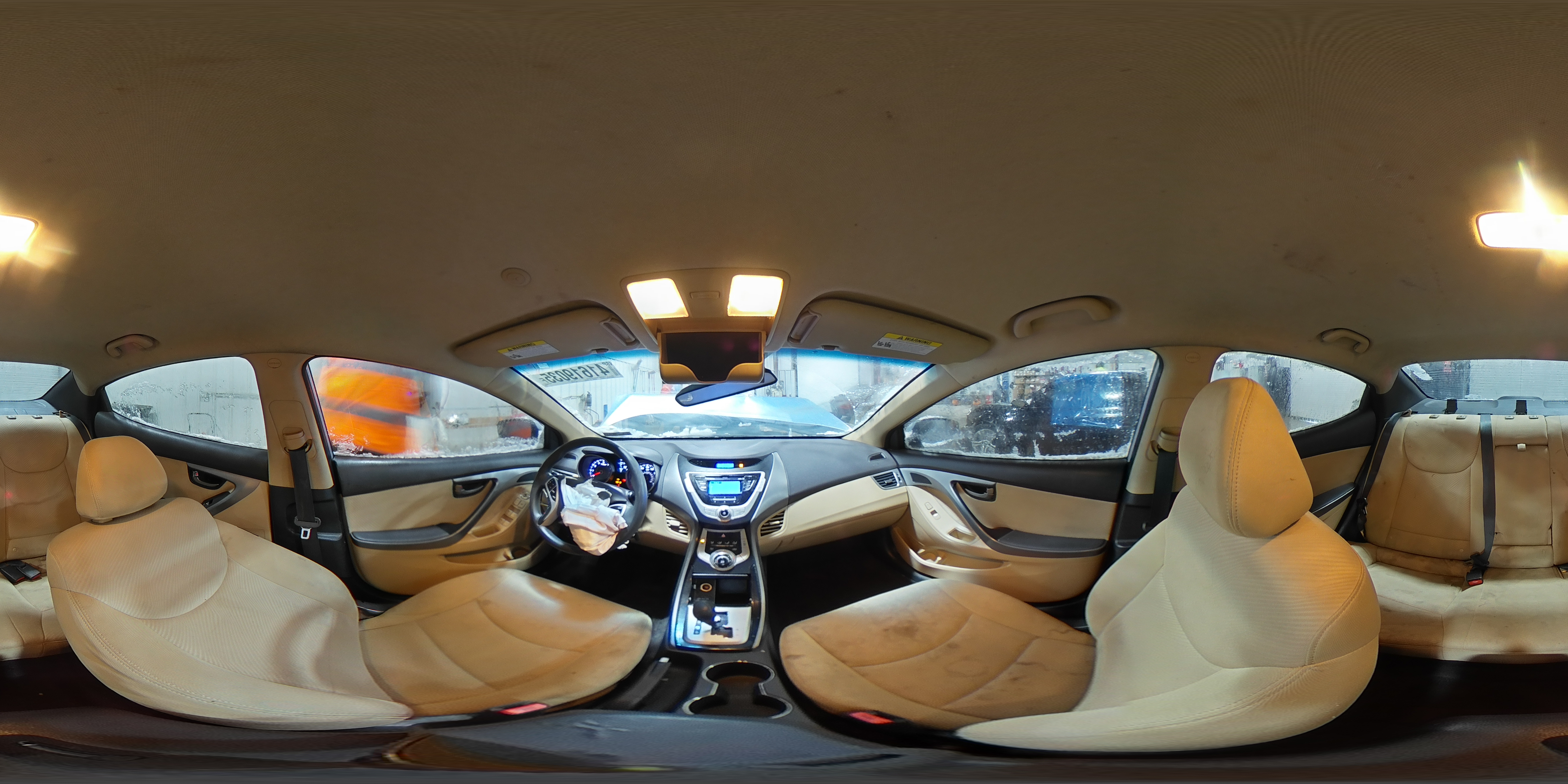 2012 Hyundai Elantra - Image 14