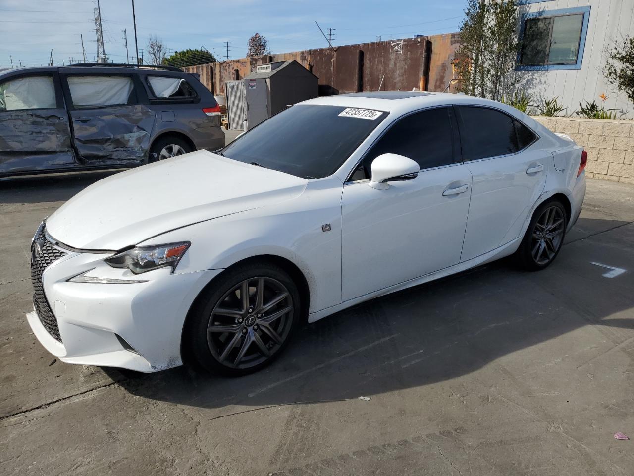 2016 Lexus IS - Image 1