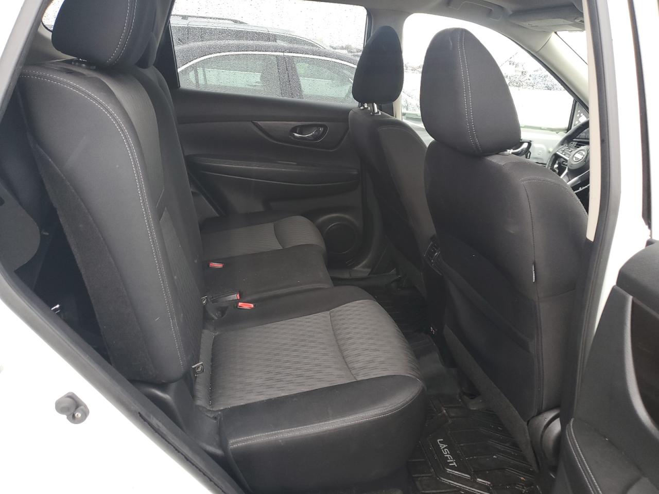 2019 Nissan Rogue - Image 10