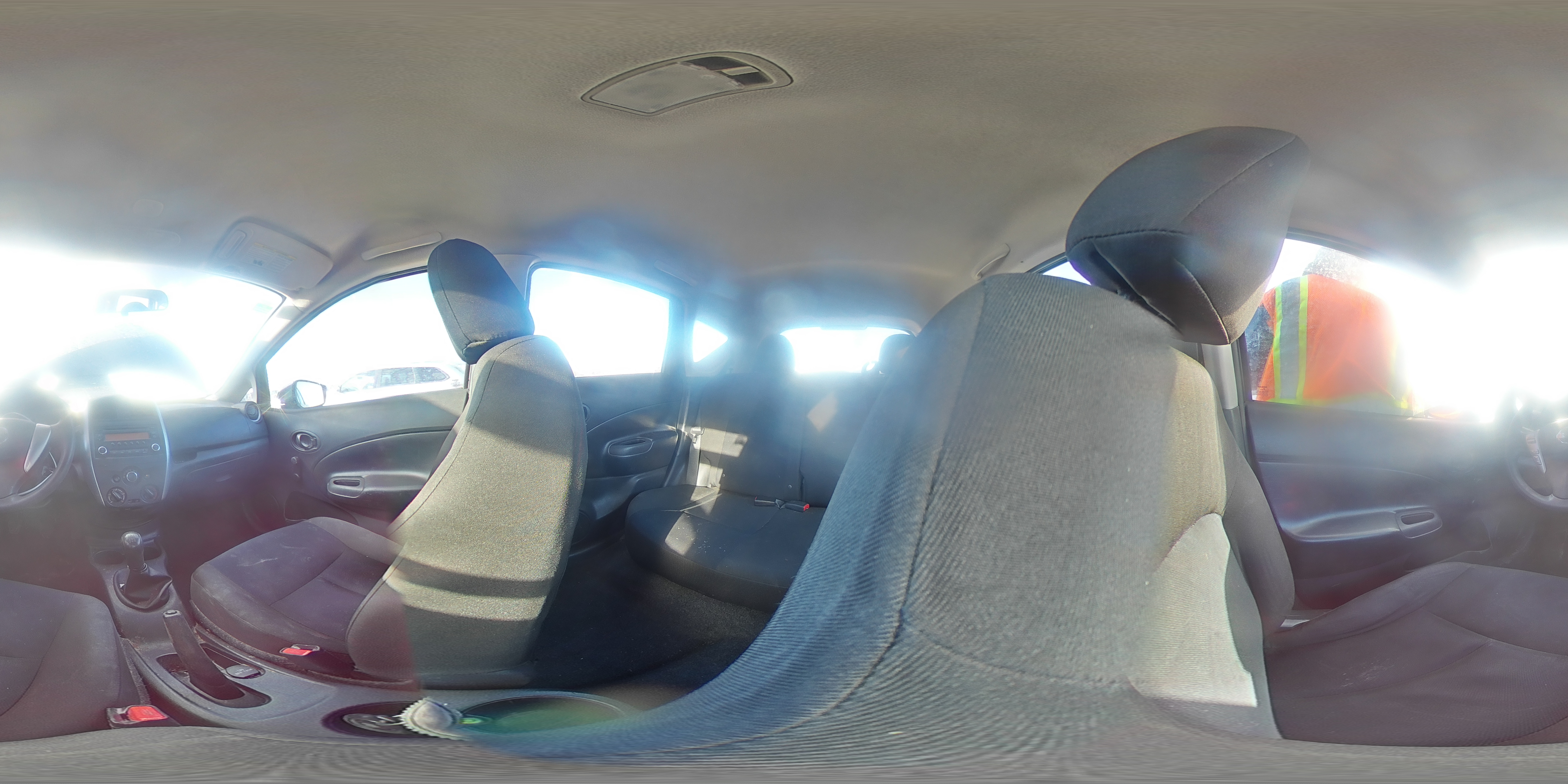 2016 Nissan Versa - Image 13