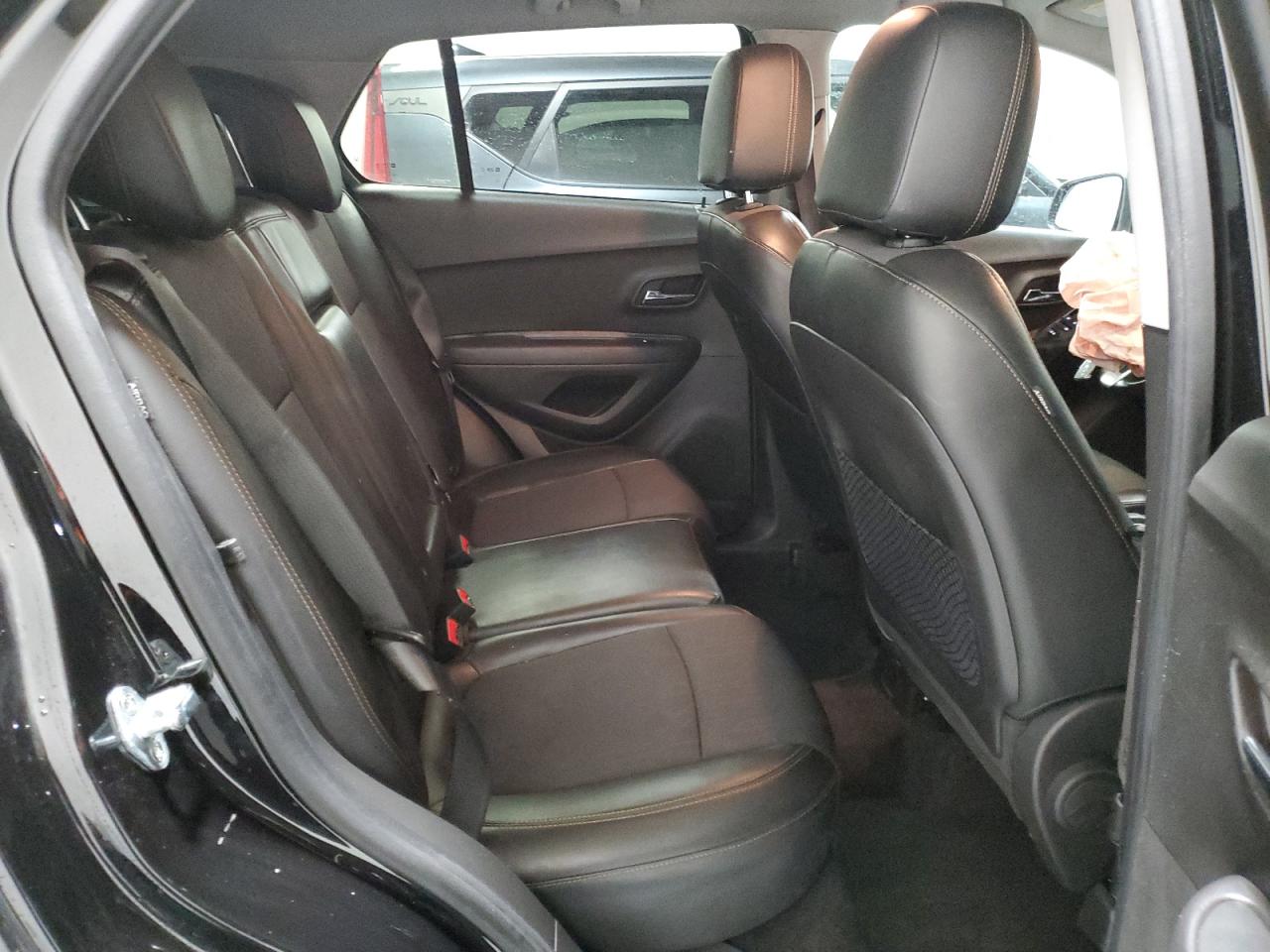 2020 Chevrolet Trax - Image 10