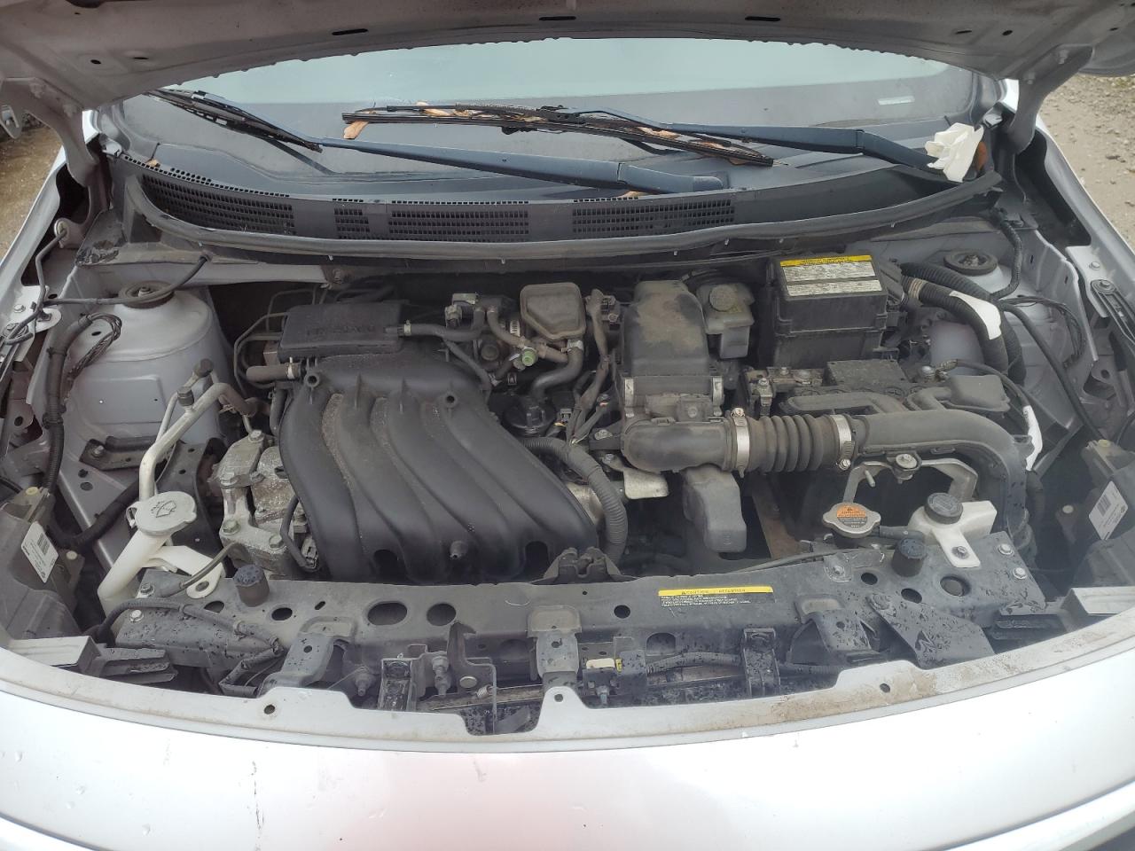 2015 Nissan Versa - Image 11