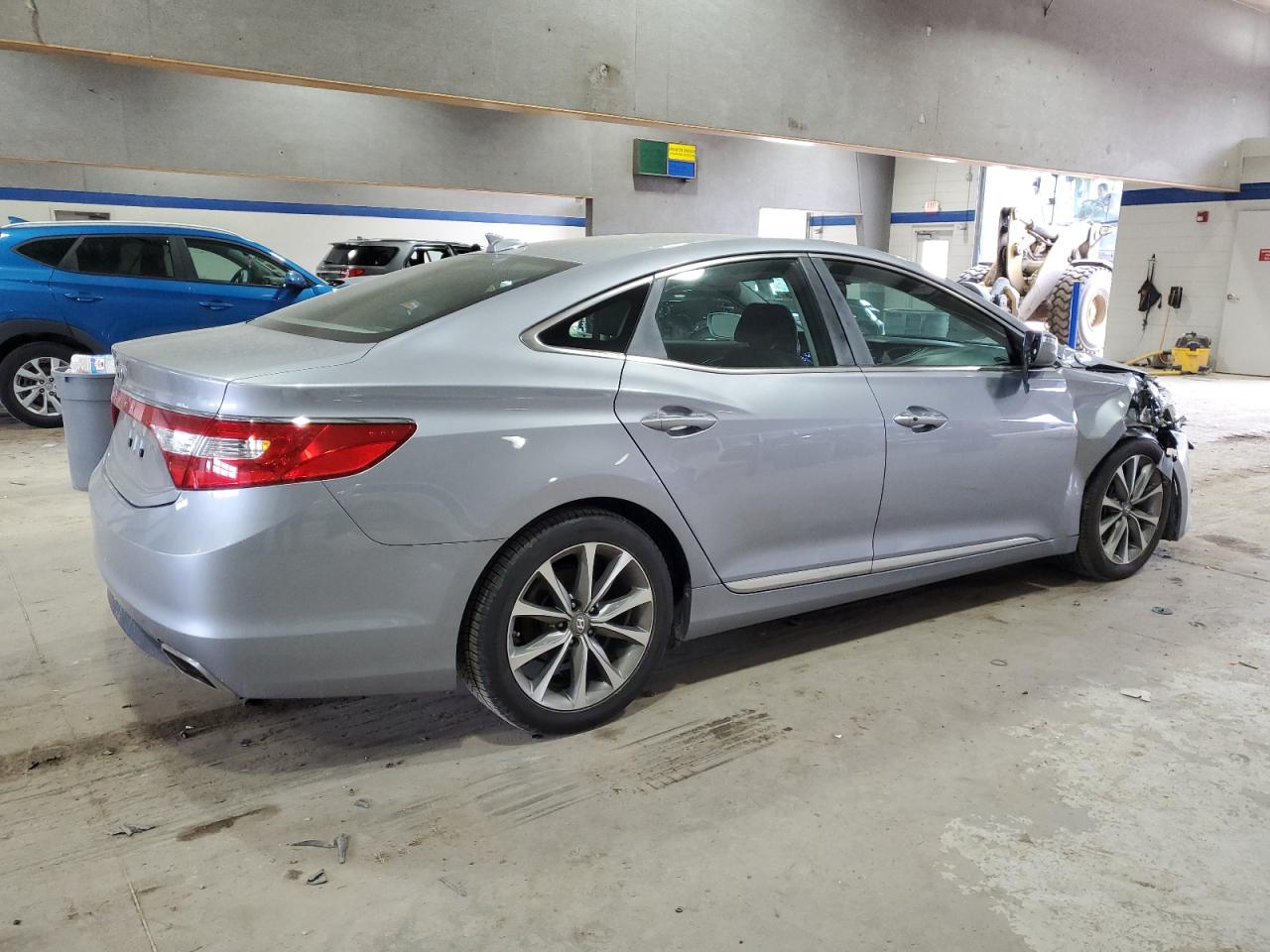 2017 Hyundai Azera - Image 3